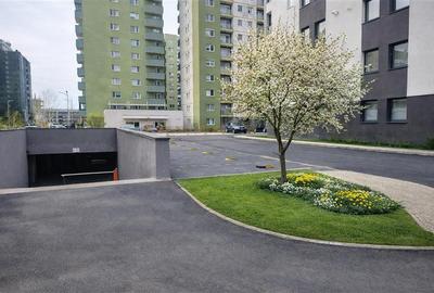 Apartament cu 3 camere decomandat, mobilat în Tractorul - 3