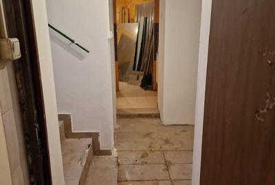 Zona Unirii Carol stradal S+P +1+M 370 mp de Vanzare - 2