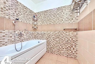 Apartament cu 3 camere decomandat în UTA - 2