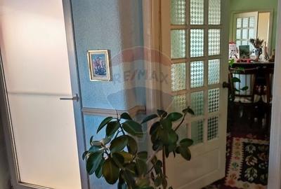 Casă individuală cu 7 camere cu Teren 475 Mp în Uverturii - 12