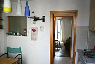 Apartament cu 4 camere decomandat în Titan - 7