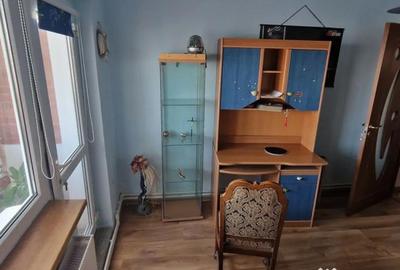 Apartament cu 4 camere decomandat în Poarta 6 - 3