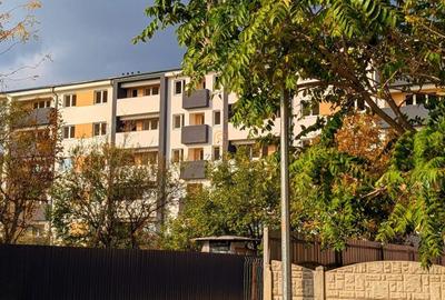 Apartament cu 2 camere decomandat în Berceni - 1