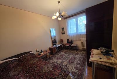 Apartament cu 4 camere semidecomandat în Titan - 13