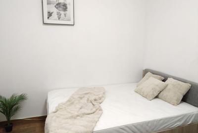 Garsonieră decomandată în Central