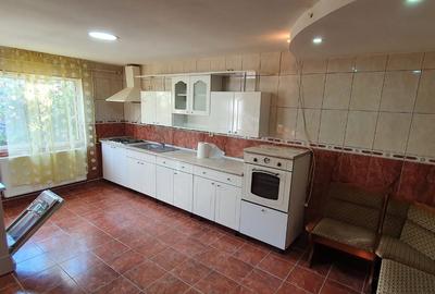 Zona AFI Palace casa 2007 parter 3 camere  la 117000 euro - 8