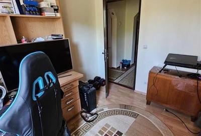 Etaj 1, fara risc 2 camere decomandat zona Mircea cel Batran - 4