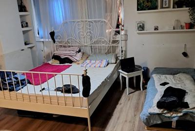 Garsonieră semidecomandată în P-ța Universității