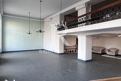 Spațiu comercial, de 404 mp, în Orașul Nou - 2