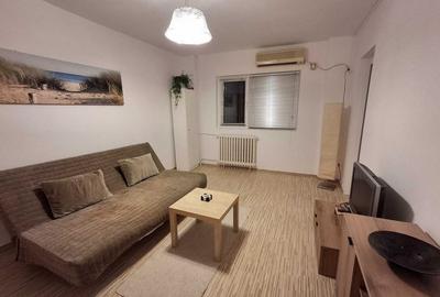 Garsonieră decomandată, mobilată în Tineretului