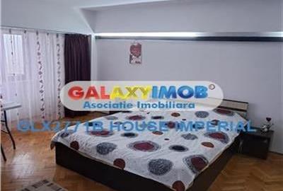 Apartament 3 camere decomandat bld Regina Maria