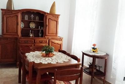 Apartament cu 3 camere decomandat în Central - 4