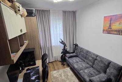 Apartament cu 3 camere semidecomandat în Dacia - 7