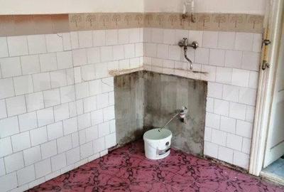 Casa de 2 camere curte proprie zona Gutenberg - 5