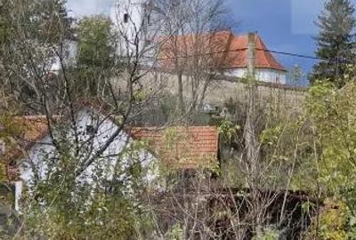 Casa ?araneasca in centrul localita?ii Ilieni teren 832 mp. - 1