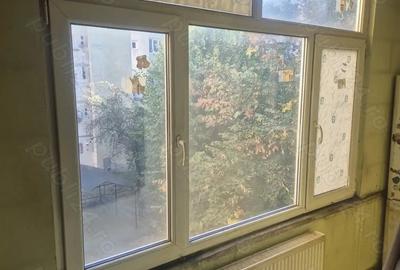Vand apartament doua camere in zona Pia?a Mica - 3
