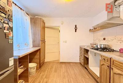 Casă cu 5 camere cu Teren 260 Mp în Freidorf - 2