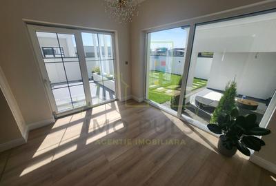 Duplex cu 4 camere cu Teren 354 Mp în Săcălaz - 2