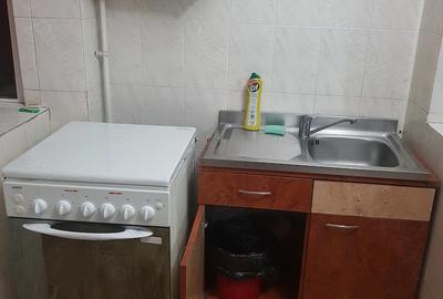 Apartament cu 4 camere decomandat în Central - 2