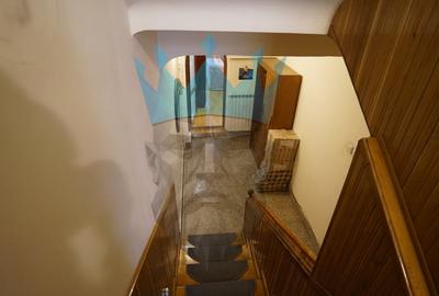 Casă cu 5 camere cu Canalizare în Vatra Luminoasă - 10