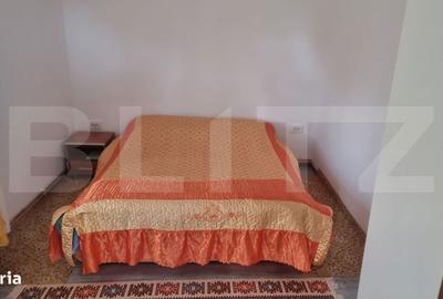 Casă cu 4 camere în Piatra - 1