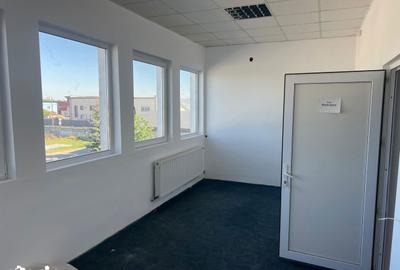 Spațiu comercial, de 1,650 mp, în Central - 7