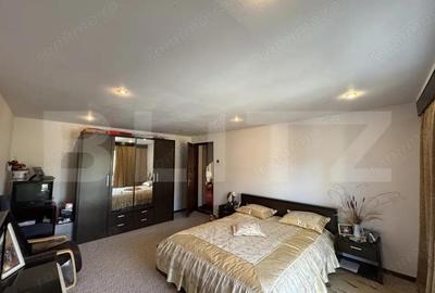 Casă cu 6 camere cu Teren 2500 Mp în Central