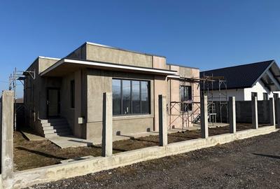 Casă cu 4 camere în Central - 5