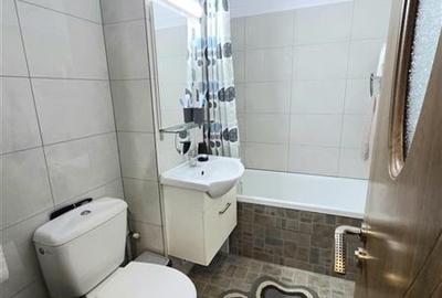 Apartament 3 Camere, Renovat Complet, Modern, zona CET - 11