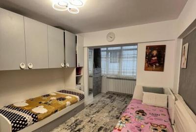 Apartament 3 camere, 80 mp, etaj 3 ,Radauti - 1