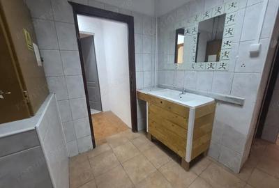 Spațiu comercial, de 122 mp, în Baba Novac - 4