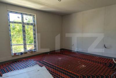 Casă cu 4 camere cu Teren 530 Mp în Central - 7