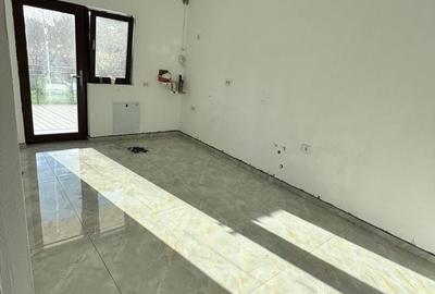 Casă cu 4 camere cu Teren 500 Mp în Bujoreni - 8
