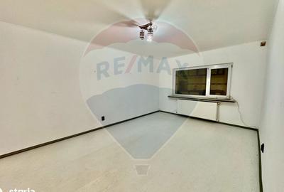 Spațiu comercial, de 100 mp, în Nord - 7