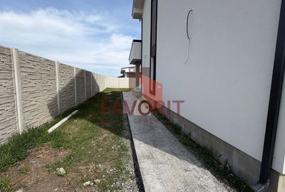 Casă individuală cu 4 camere cu Canalizare în Moșnița Veche - 6