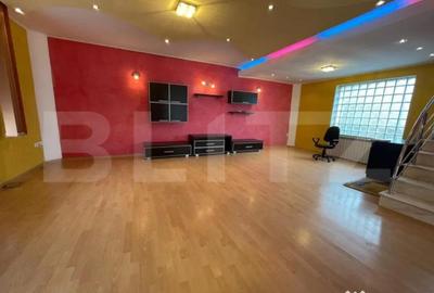 Casă cu 4 camere cu Teren 280 Mp în Central - 14