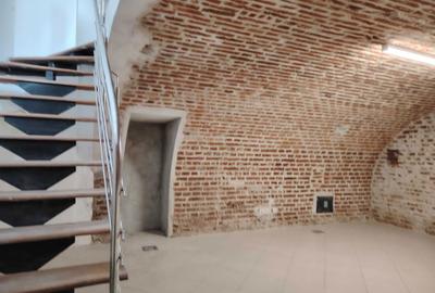 Spațiu comercial, de 84 mp, în Ultracentral - 2