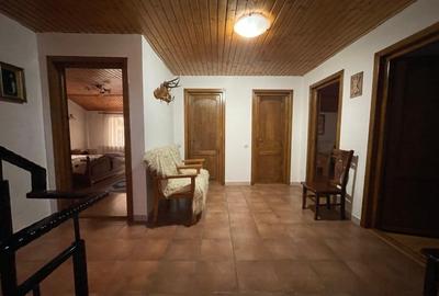 Pensiune functionala de vanzare, cu 6 camere, 200 mp, zona Firiza-Izvoare - 14