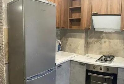 Apartament cu 2 camere decomandat în Lipovei