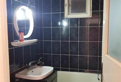 Apartament cu 2 camere decomandat în Complex Studențesc
