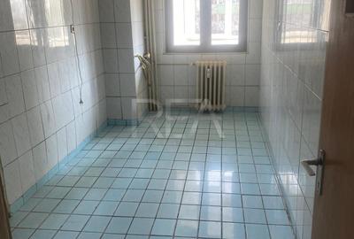 Apartament cu 4 camere decomandat în Pantelimon - 4