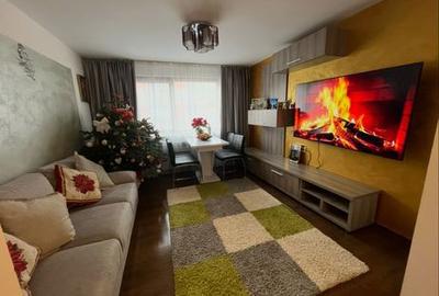 Apartament cu 3 camere decomandat în Central - 1