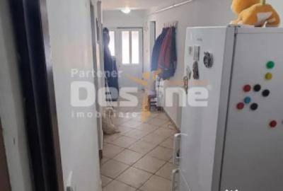 Casă cu 2 camere cu Teren 100 Mp în Galata - 2