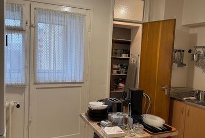 Apartament cu 3 camere decomandat în Moșilor - 2