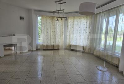 Casa cu piscina ,7 camere, 447 mp - teren 1535mp, Vetis - 2