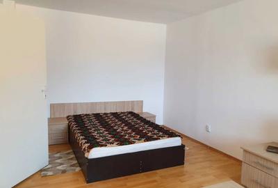 Garsonieră decomandată în Central - 4