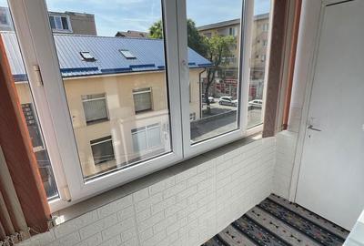 Apartament cu 2 camere decomandat în Central - 3