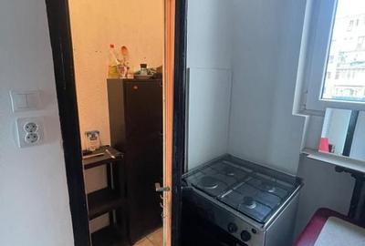 Central Coltea apartament 3 cmaere de inchiriat - 8