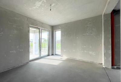 Duplex cu 3 camere cu Canalizare în Moșnița Nouă - 3