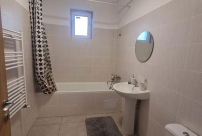 Apartament cu 2 camere semidecomandat în Florești